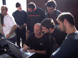 75% of Team Bomba and msd showing some things on my laptop